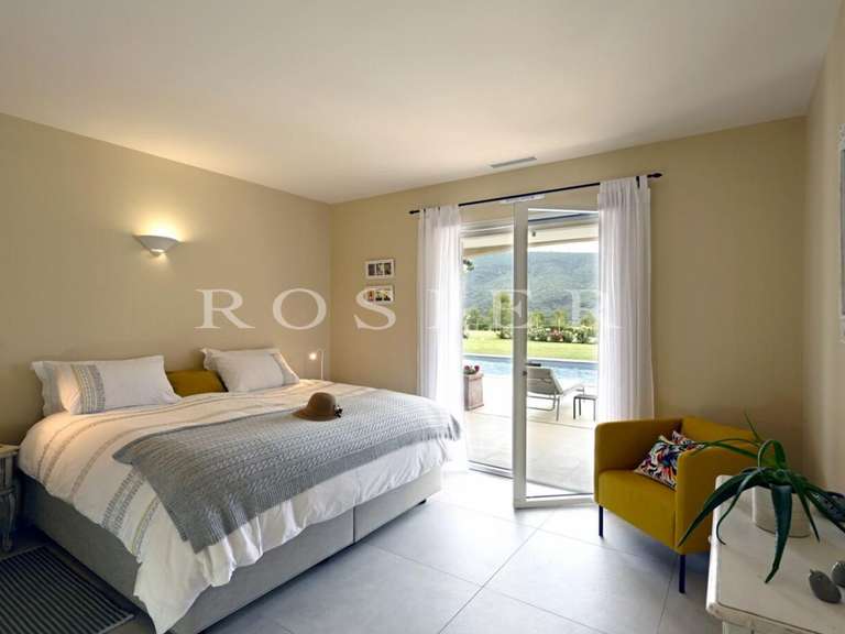 Villa Ménerbes - 4 chambres - 258m²