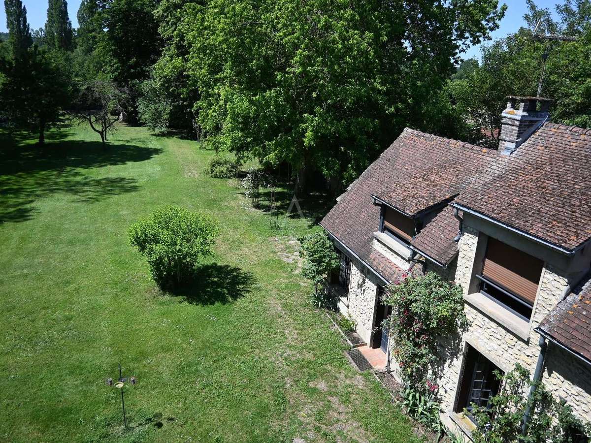 House Ménilles