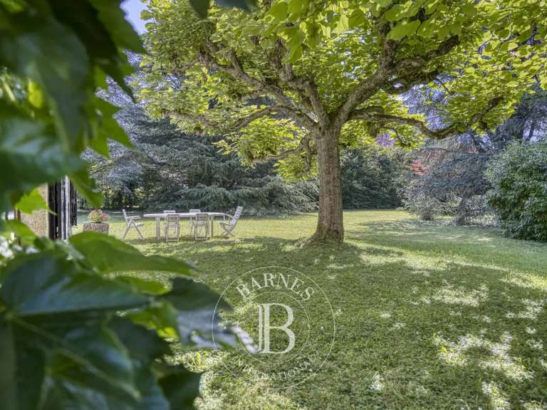 Maison Menthon-Saint-Bernard - 7 chambres - 280m²