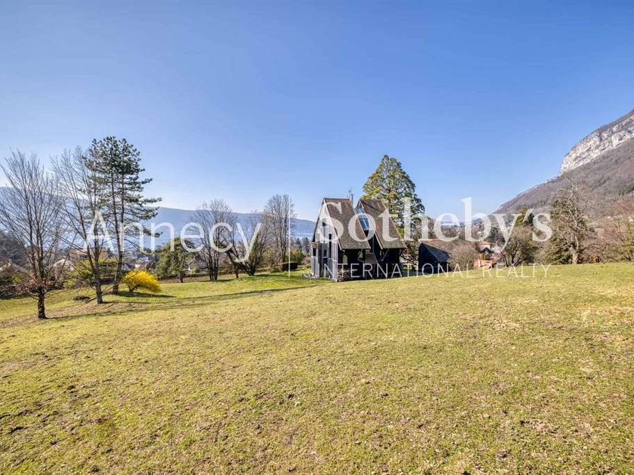 House Menthon-Saint-Bernard