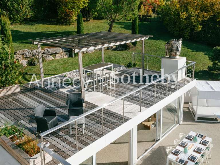 Maison Menthon-Saint-Bernard - 4 chambres - 350m²