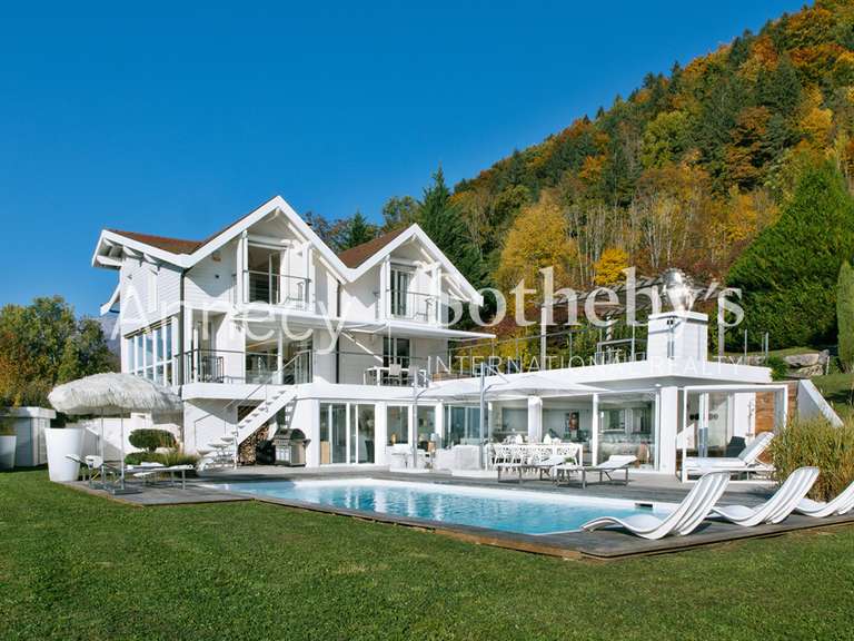House Menthon-Saint-Bernard - 4 bedrooms - 350m²