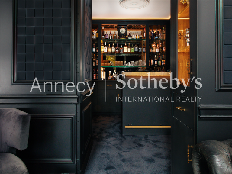 Maison Menthon-Saint-Bernard - 4 chambres - 350m²