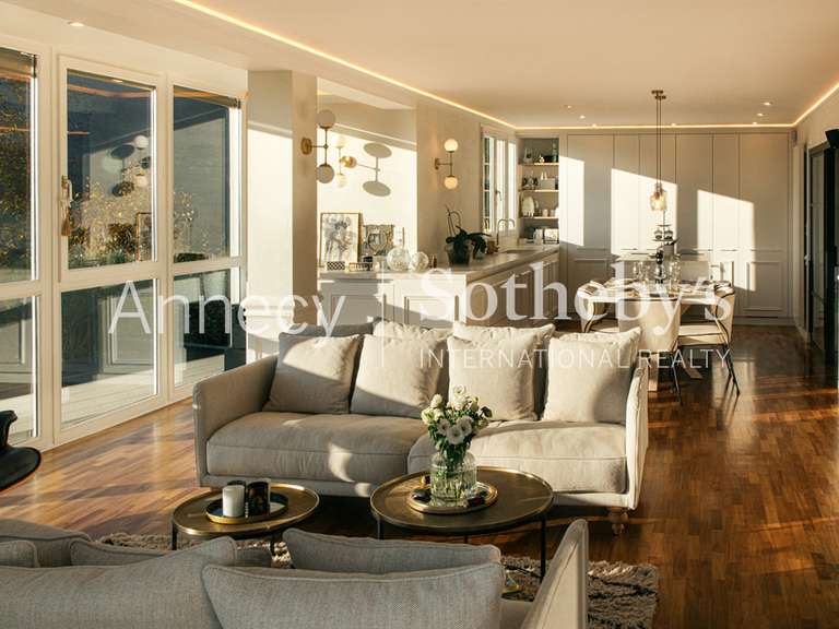 House Menthon-Saint-Bernard - 4 bedrooms - 350m²