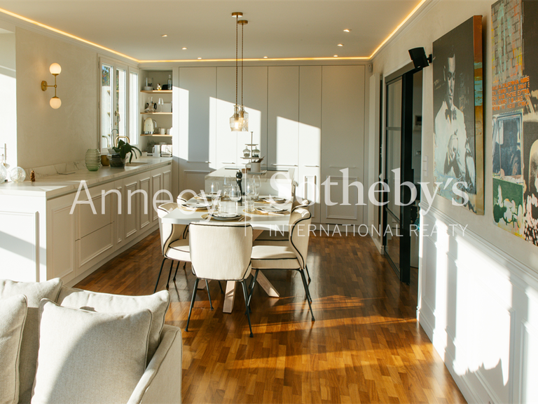 Maison Menthon-Saint-Bernard - 4 chambres - 350m²