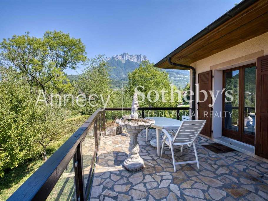 House Menthon-Saint-Bernard