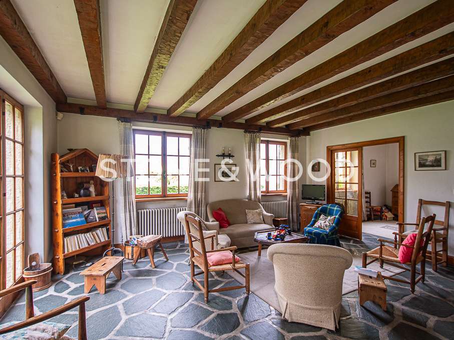 Maison Menthon-Saint-Bernard