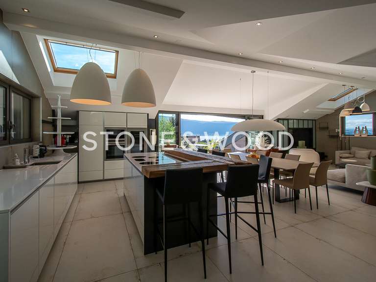 Maison Menthon-Saint-Bernard - 7 chambres - 295m²