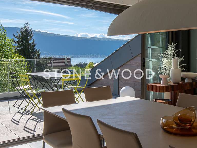 Maison Menthon-Saint-Bernard - 7 chambres - 295m²