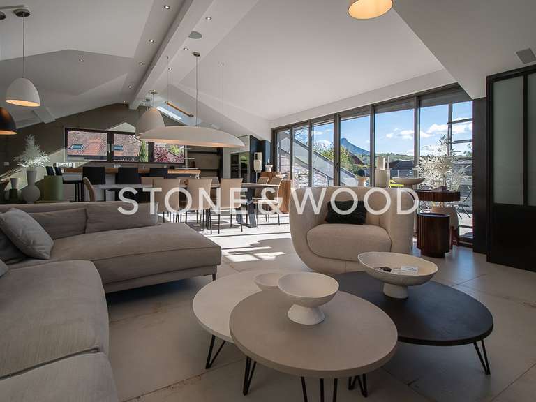 Maison Menthon-Saint-Bernard - 7 chambres - 295m²