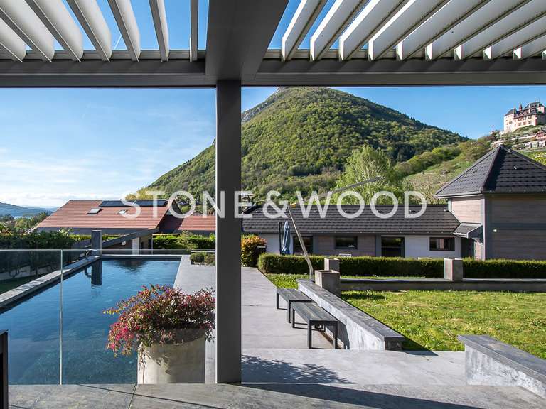 Maison Menthon-Saint-Bernard - 7 chambres - 295m²