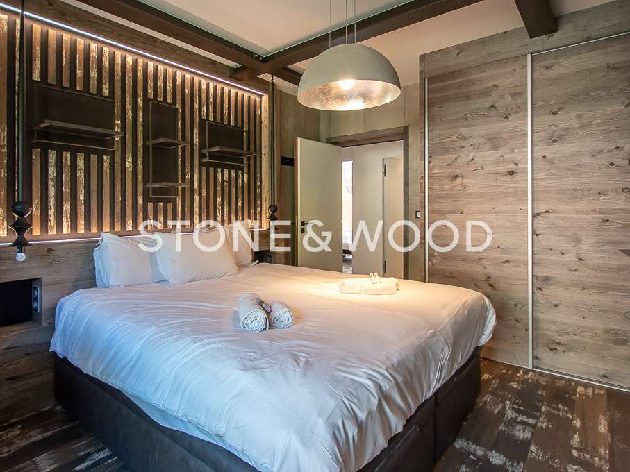 Maison Menthon-Saint-Bernard