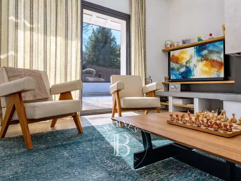 Villa Menthon-Saint-Bernard - 5 chambres - 200m²