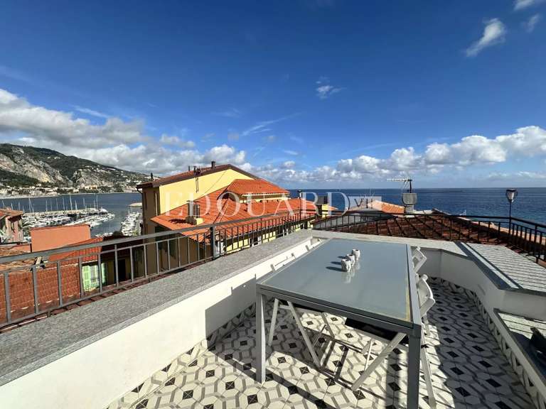Apartment with Sea view Menton - 3 bedrooms - 69m²