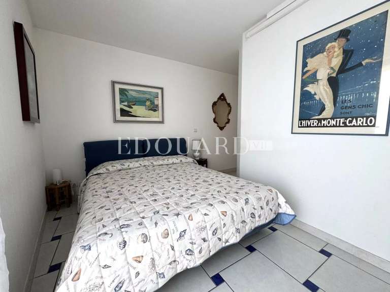 Appartement Menton - 2 chambres - 67m²