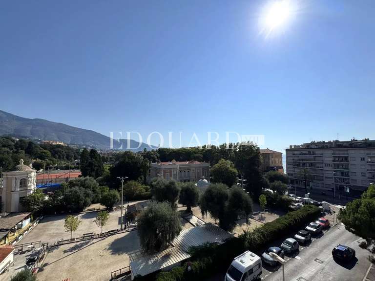 Appartement Menton - 2 chambres - 67m²