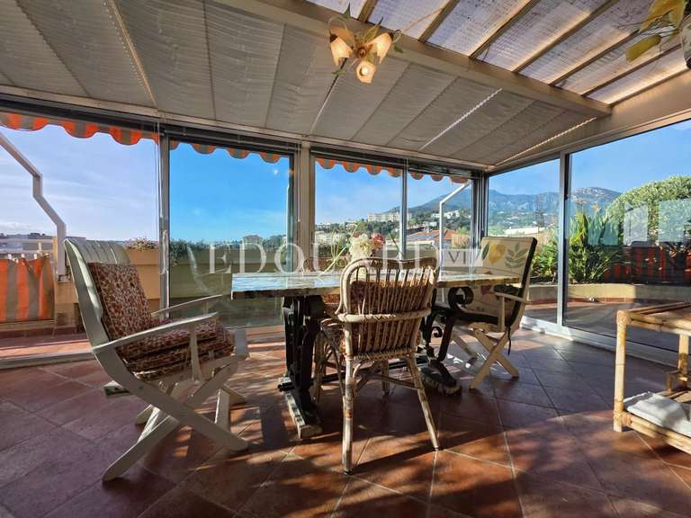 Appartement Menton - 4 chambres - 143m²