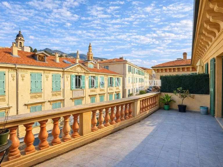 Appartement Menton - 3 chambres - 135m²