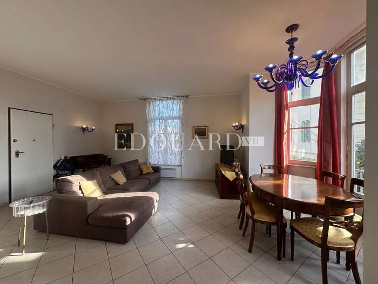 Appartement Menton - 2 chambres - 85m²