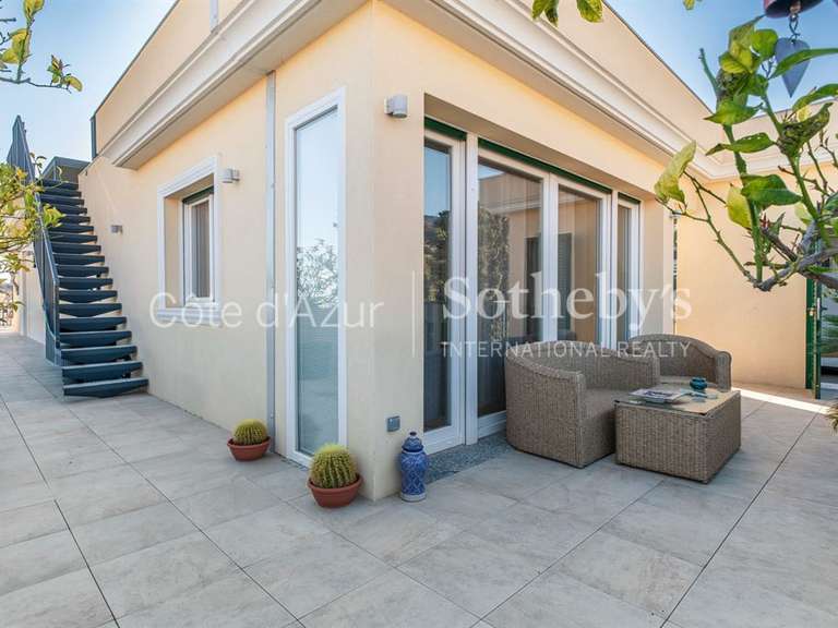 Appartement Menton - 3 chambres - 80m²