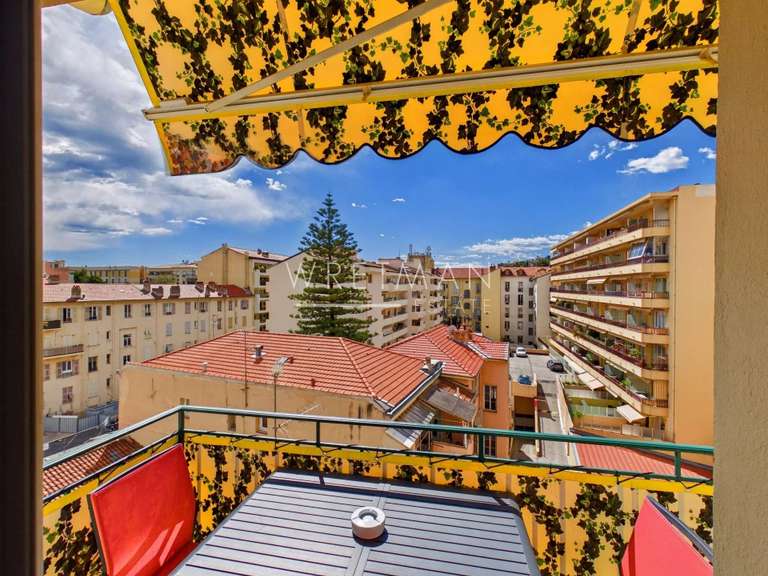 Appartement Menton - 2 chambres - 92m²