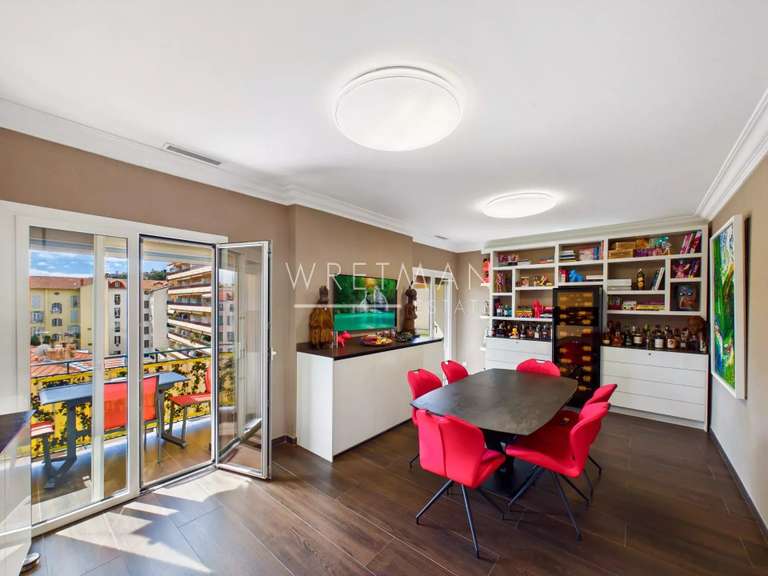 Appartement Menton - 2 chambres - 92m²