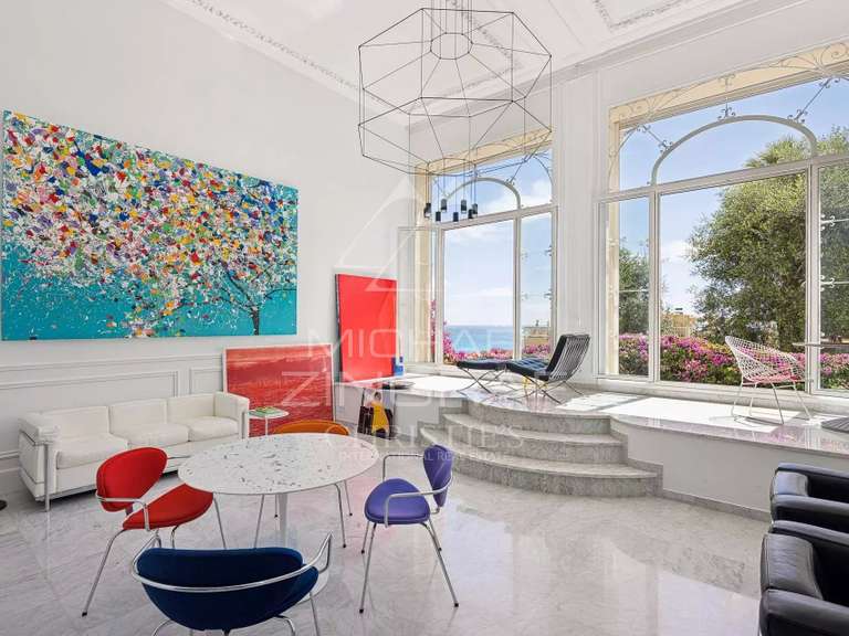 Appartement Menton - 2 chambres - 245m²