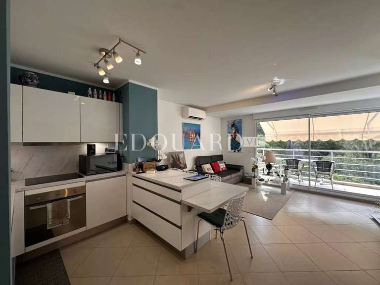 Appartement Menton - 3 chambres - 77m²
