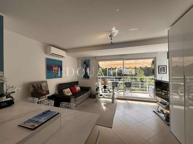 Appartement Menton - 3 chambres - 77m²