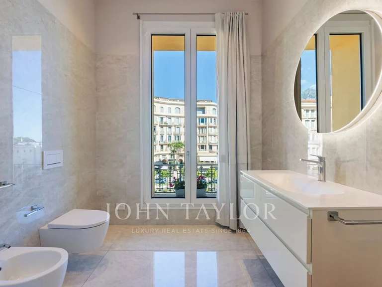 Appartement Menton - 3 chambres - 131m²