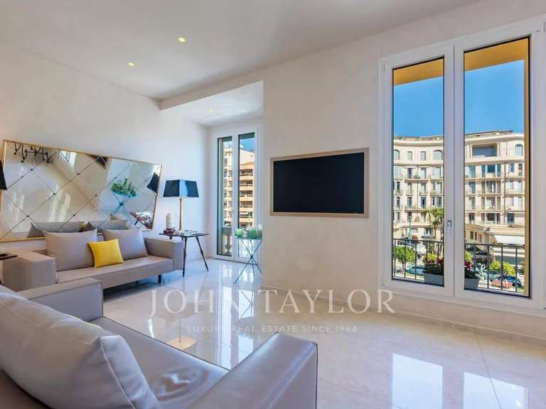 Appartement Menton - 3 chambres - 131m²