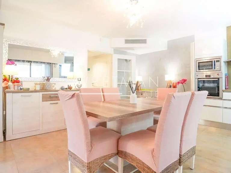 Apartment Menton - 2 bedrooms - 72m²