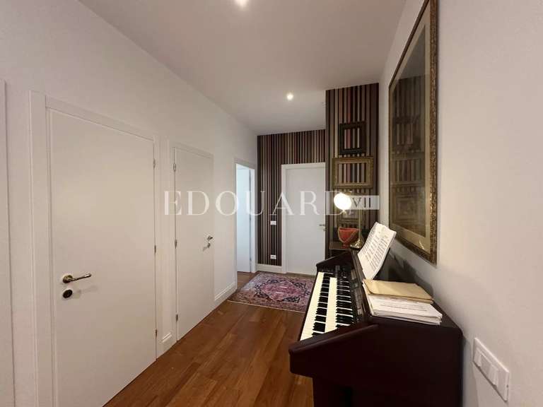 Appartement Menton - 3 chambres - 130m²