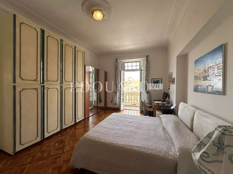 Appartement Menton - 1 chambre - 113m²