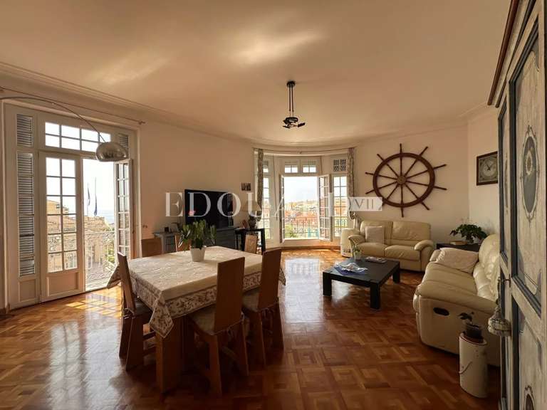 Appartement Menton - 1 chambre - 113m²