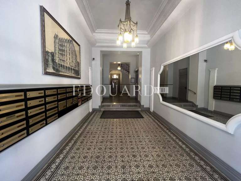 Appartement Menton - 1 chambre - 113m²