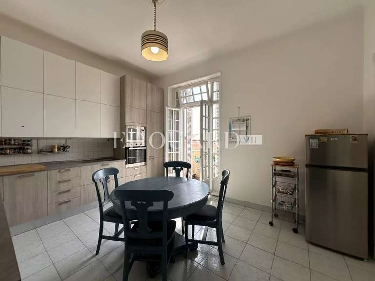 Appartement Menton - 1 chambre - 113m²