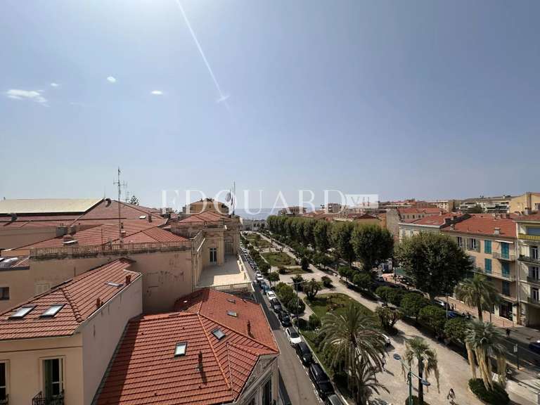 Appartement Menton - 1 chambre - 113m²