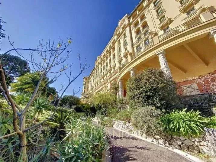 Appartement Menton - 1 chambre - 91m²