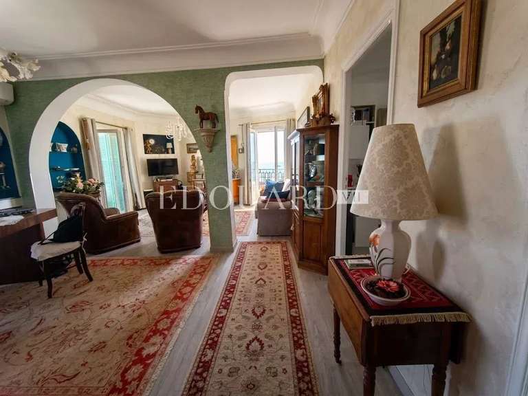 Appartement Menton - 1 chambre - 74m²