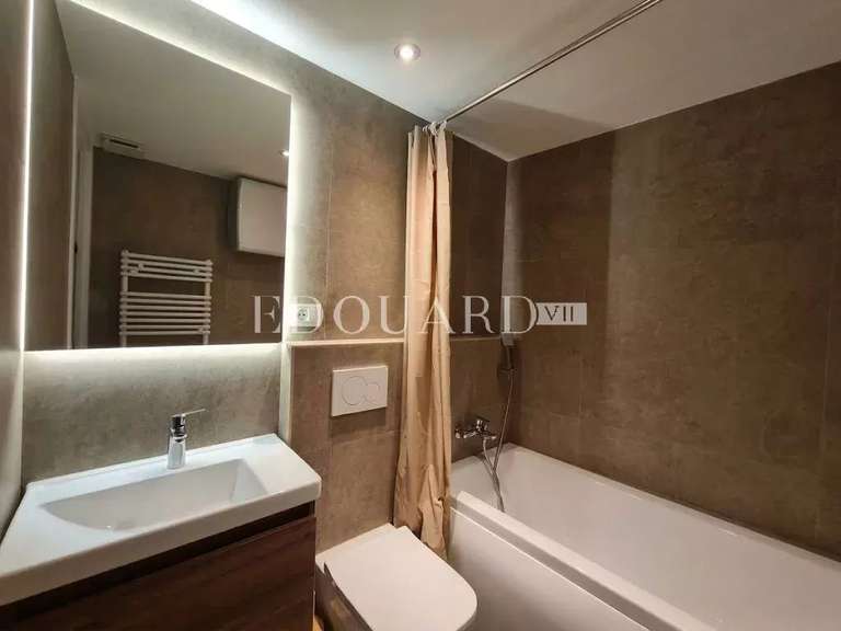 Appartement Menton - 3 chambres - 82m²