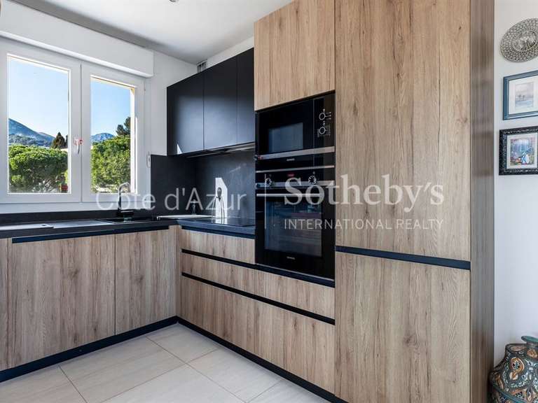 Apartment with Sea view Menton - 3 bedrooms - 80m²