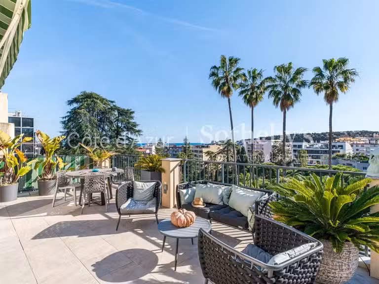 Apartment with Sea view Menton - 3 bedrooms - 80m²