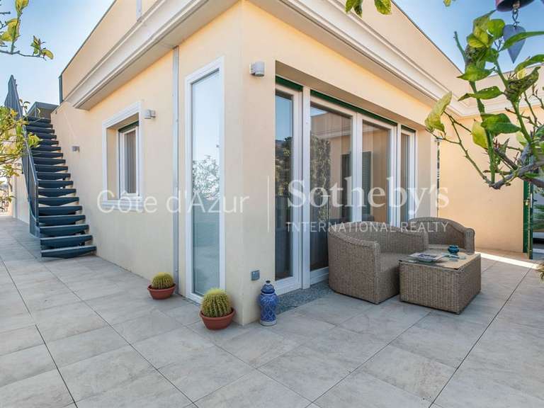 Apartment with Sea view Menton - 3 bedrooms - 80m²
