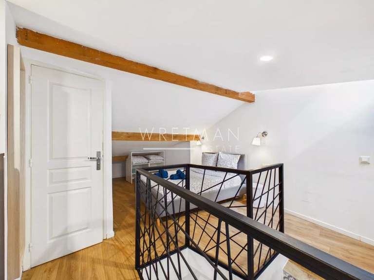 Appartement Menton - 1 chambre - 84m²