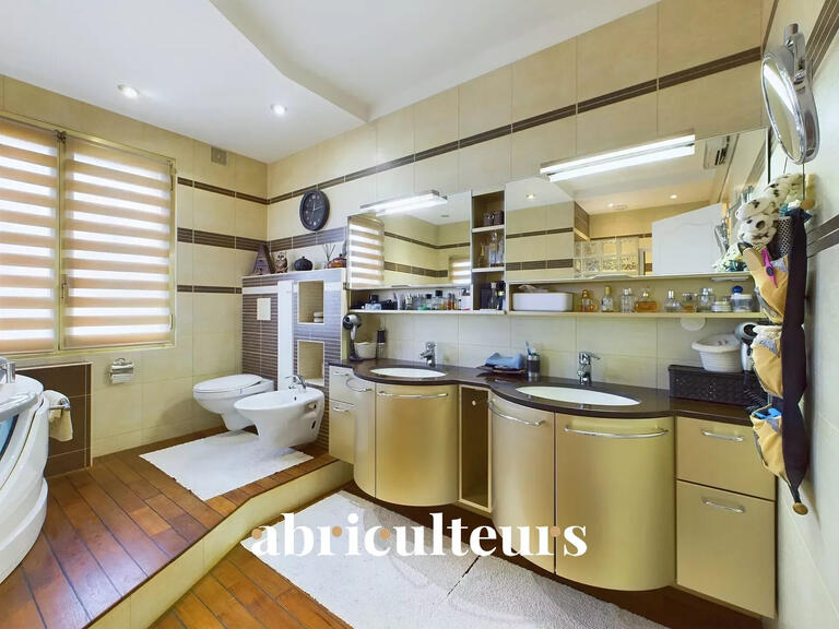 Maison Menton - 4 chambres - 248m²