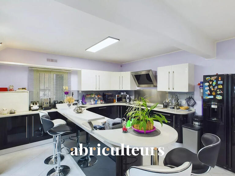 Maison Menton - 4 chambres - 248m²