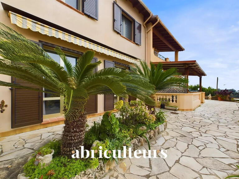 Maison Menton - 4 chambres - 248m²