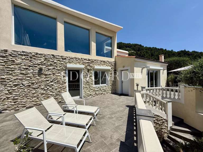 Maison Menton - 4 chambres - 247m²