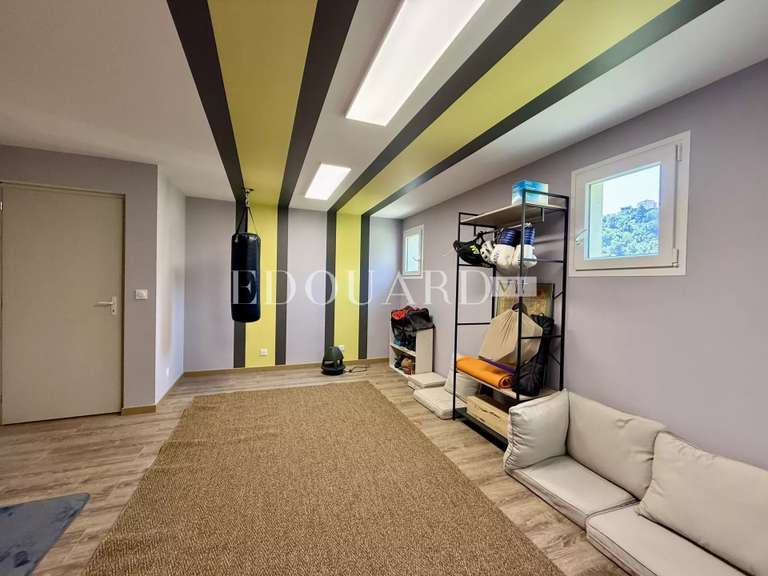 Maison Menton - 4 chambres - 247m²